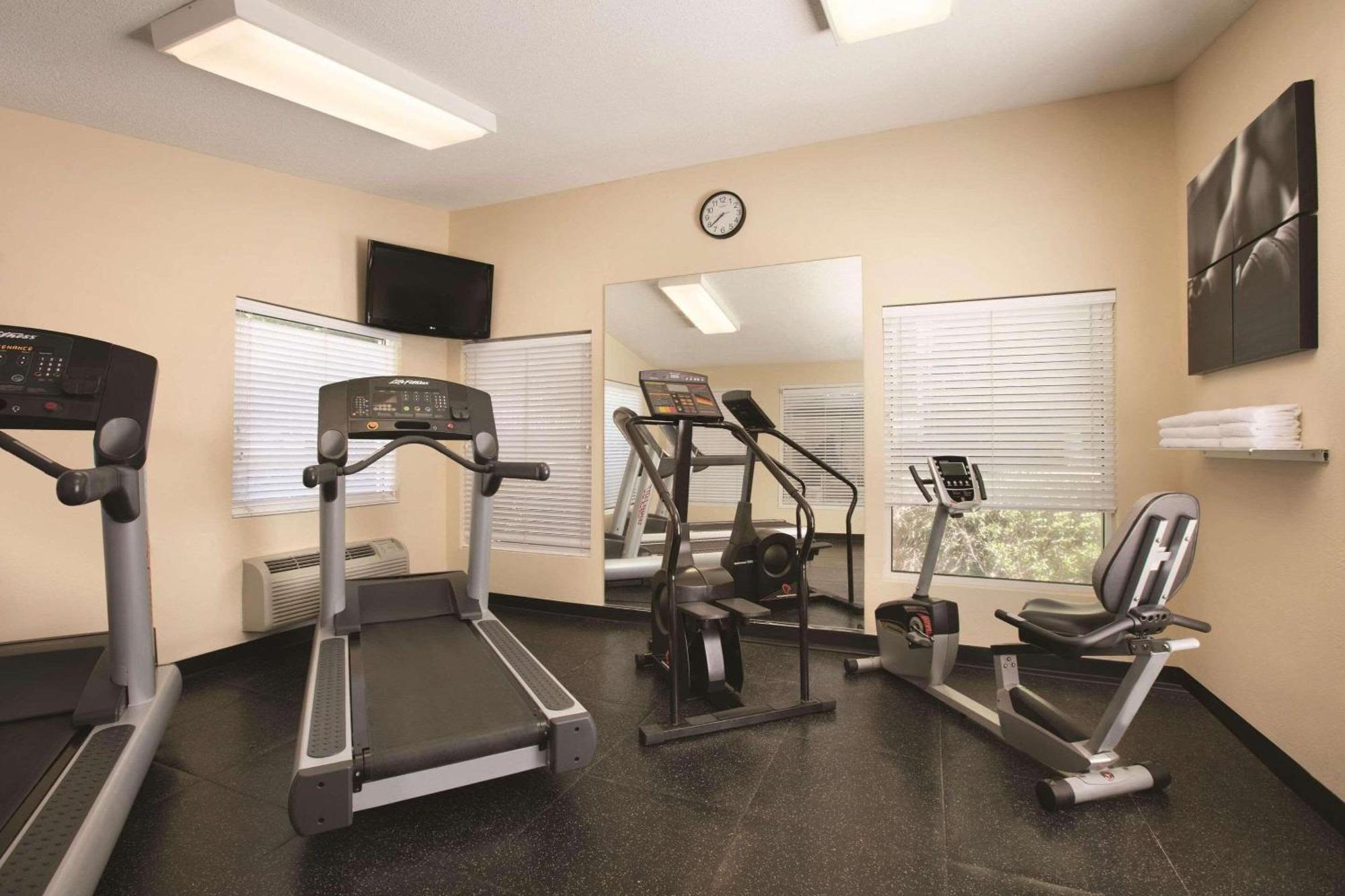 Country Inn & Suites By Radisson, Atlanta Airport North, Ga Bagian luar foto